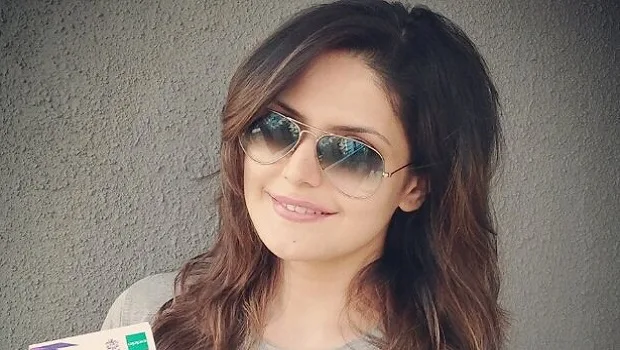 Zareen Khan 001